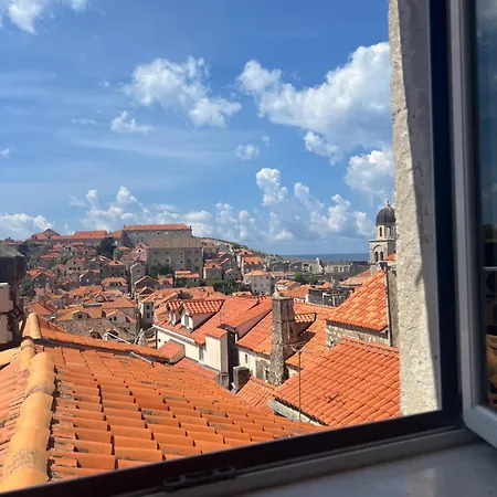 Plaza Royal In The Centre Apartmán