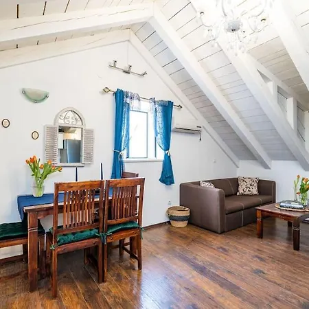 Plaza Royal In The Centre