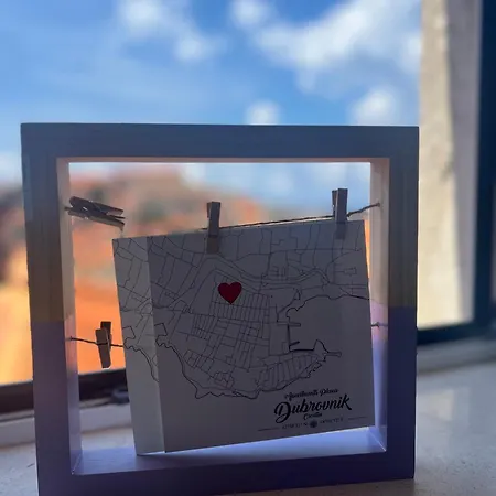 Plaza Royal In The Centre Apartment *