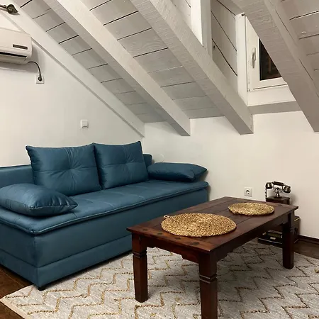 Plaza Royal In The Centre